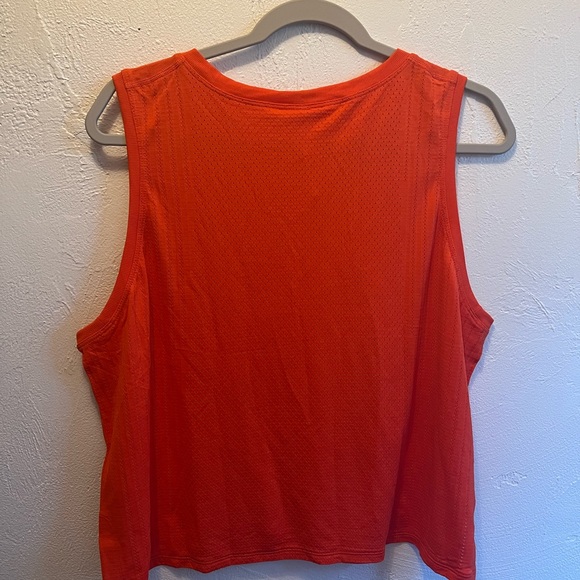 Lululemon cropped muscle tank size 12 - Orange - Picture 2 of 2